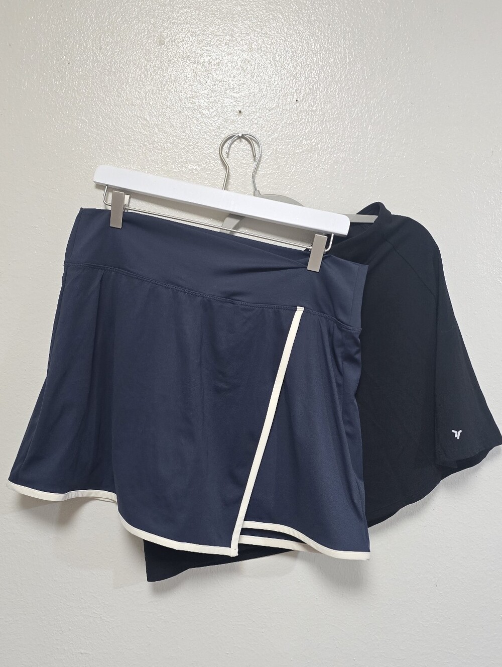 Old Navy Active Two Skort Set Black Navy Size Large